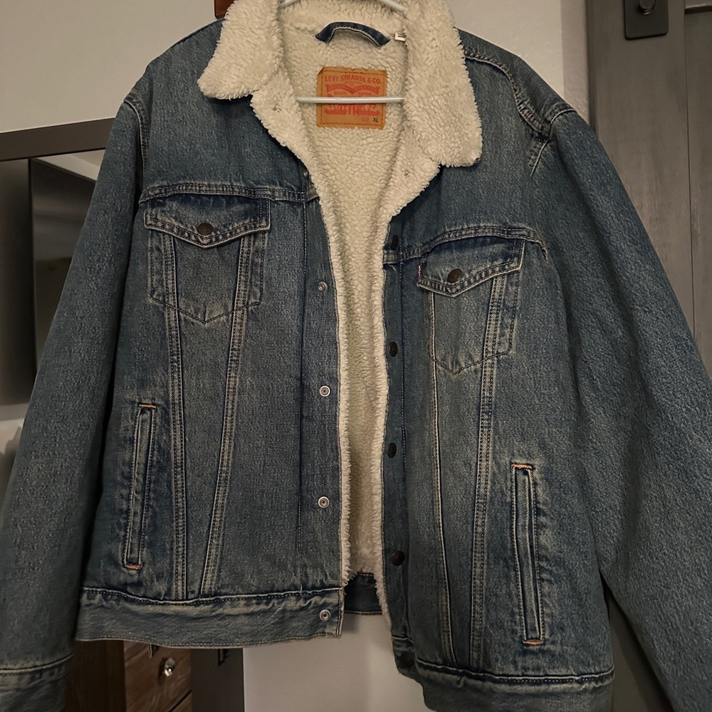 Levi's Blue Denim Jacket with White Sherpa Lining
